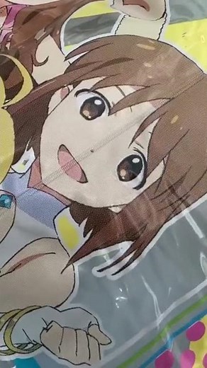 すぐ近くで(浮き輪類の)大爆発が起きる瞬間