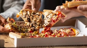 449K views · 2.2K reactions | Mistakes Everyone Makes When Ordering #Pizza | Mashed | Facebook