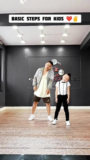 BASIC STEPS FOR KIDS/Children..Rehearsal Time❤️✌️ Keep loving to #samirdancestudionepal #samirmali #dancewithsamirmali #actingwithsamirmali #samirmalichoreography #studentofsamirdancestudionepal #viral #foryou #fypシ