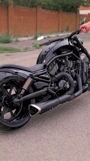 24K views · 526 reactions | Would you swing your leg over a supercharged Harley Davidson V-Rod? #MuscleKingz #HarleyDavidson #VRod #MotorcycleLife #RideOrDie #BikeLife #Supercharged #HarleyCulture | MuscleKingz | Facebook