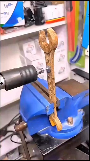 Gunpowder nails and gunpowder guns #nails #tools #DIY | Nail LiangGong