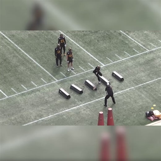 Glazier Clinics on Instagram: "LB Stimulus Response Drill LB Run & Pass Techniques and Drills - Linebacker starts in the middle. - Coach gives him a direction to move. - LB has to change directions when the coach simulates a cut by the back. - Bags force the backer to pick his feet up over bodies on the ground. - When the ball declares, he turns his feet and runs. Robin Ross, Retired NFL, CFL, and D1 LB Coach #GlazierClinics"