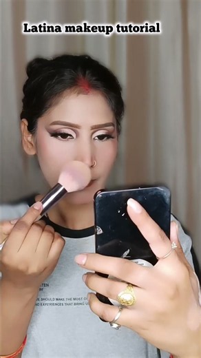 Latina makeup tutorial #shorts #makeup #viral