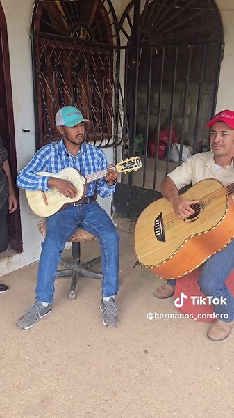 Alabanza: Dura Es Tu Palabra en la Música Cristiana