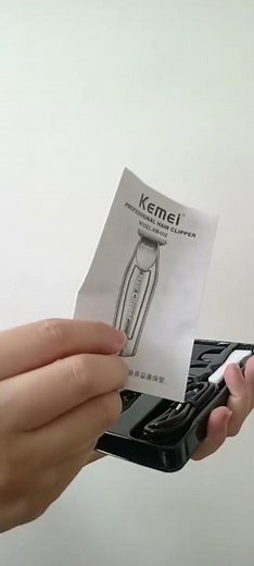 Máquina de Cortar e Aparar Cabelo/Barba/Pelos. Kemei KM-032 MÁQUINA RECARREGÁVEL! #cortarcabelo