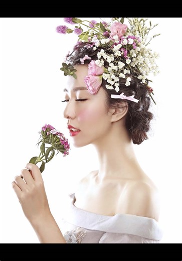 I heard 2026 is the new 2016. So here I am, opening a time capsule — I can’t believe it’s been 10 years. In 2016, I was stressed about my immigration status, waiting on an H-1B lottery that could decide my future. I was in a relationship that felt like a constant battle. I explored anyway. Washington’s national parks. Los Angeles — my first time seeing Hollywood, Santa Monica, Disneyland, Universal Studios, and the Getty Museum. Alaska — glaciers and wildlife that reminded me how small I was. Ba