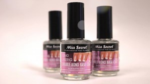 687 reactions · 138 shares | ¡NUEVO VIDEO! LONG LASTING DOUBLE BOND BASE COAT La fórmula hibrida de este artículo, permite una adherencia entre la uña y el esmalte, garantizando una larga duración y a la vez protegiendo la uña natural. Este base coat es solamente para esmaltes regulares, y tiene una duración de 12 a 15 días. VIDEO COMPLETO: https://www.youtube.com/watch?v=suUGnlmHMiY ¡Si quieres lo mejor, #MiaSecret lo tiene! | Mia Secret | Facebook