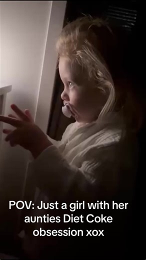 Learnt from the best 💁🏼‍♀️ #toddlerlife #fyp #terribletwos #dietcokeaddict