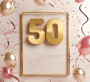 50 anni - Frasi originali e divertenti per auguri di compleanno - Aforisticamente