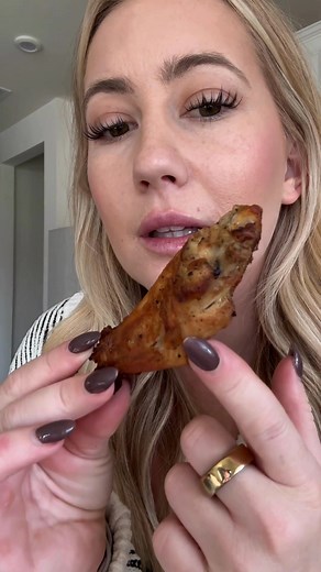This Busy Mom's all about PERDUE® AIR FRYER READY™ CRISPY WINGS - total game changer! The Best way to Wings. 😋🍗🔥 | Perdue Chicken