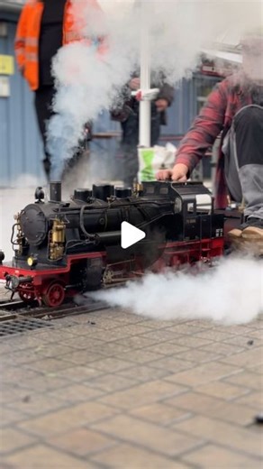 Modern Scale Division © on Instagram: "German Class 75-6686 🔥 ——————————————————————————— #modeltrains #locomotive #livesteam #5gaugetrains #usa #5zolleisenbahn #dampflok #backyard #messefriedeichshafen #loco #rednechshit #viral #5gauge #5zollgartenbahn #modelleisenbahn #ModernScaleDivision #DB #dampflok #steamengine #train #army #dirty #modellbau #Trainspotting #HO #OSLIVESTEAM #Eisenbahn #airbrush #sd70ace #unionpacific #emd"