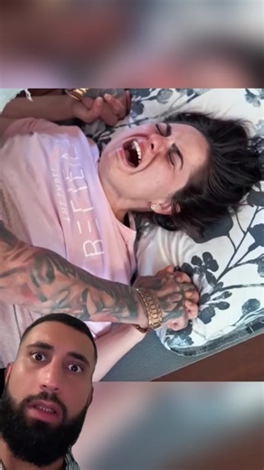 😱 Mutter verbrennt ihre zwei Kids im Ofen! Schickt Foto an Mann → er hält es für Essen?! Menschheit am Ende 💔 Was denkt ihr? #KinderImOfen #UnglaublicheTat #TrueCrime #Schockierend #FYP