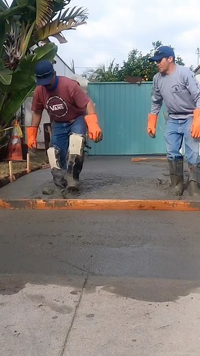 786K views · 10K reactions | ‍酪 . . . . . . . . . . . . . #concrete #construction #build #design #architecture #architectural california #fun #entertainment #enterpreneur #inspiration #reelsinstagram #explore | Angel Banuelos | Facebook