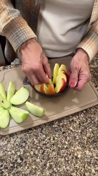 Genius Serving Trick – Make Your Meals Stand Out!