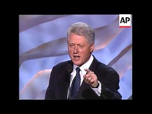 President Bill Clinton talks about the economy at the 2000 DNC Convention