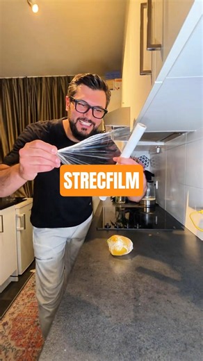 STOP Struggling With Plastic Wrap! 🙅‍♂️ The Most Practical Kitchen Hack! #lamatest #lifehack #kit...