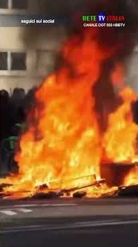 Francia sciopero ad oltranza, bloccati fino a cinquecento licei per le proteste studentesche