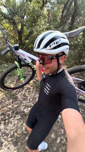 Suerte que la SPARK es de carbono…😂