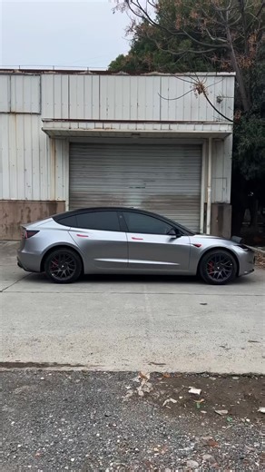 Stunning Matte Liquid Silver on Refreshed Model 3