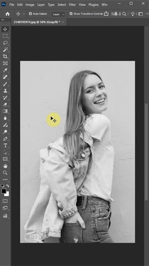 How to make an image grayscale in Photoshop #photoshop #photoshoptutorial