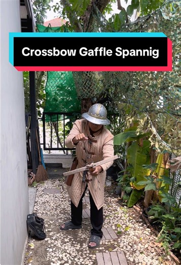 Understanding the Medieval Crossbow with Gaffle Spanning