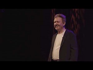 I discovered that my 7-year old son could understand Atomic Theory | Ian Stuart | TEDxBundaberg