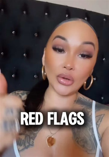 Red Flags #redflags #relationshipredflags #queencempire