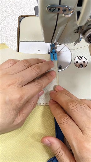 Tips for installing a back collar high zipper head #sewapasystem #sewing #sewinghacks