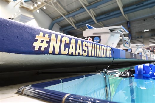 Gretchen Walsh breaks her own 100-yard freestyle record