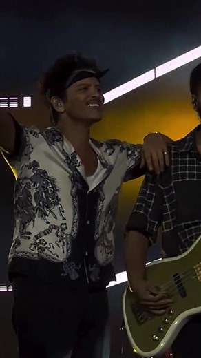 Bruno Mars: A Hooligans Concert Experience