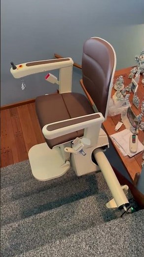 Handicare Freecurve Stairlift Cincinnati OH | Custom Curved Install by Andrey | HomePro Mobility