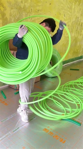 Underfloor heating installation is highly recommended. (Photos of the construction site are included