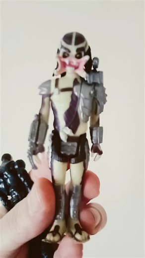 FUNKO reaction predator jungle hunter unmasked figure