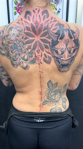 Guurrllss, would you be brave enough to get a full back piece? . Session 2 of this mix of geometric and Japanese back piece🔥 . If your looking to get a new tattoo, cover up, big or small tattoo, send us a DM and we get it going📥
