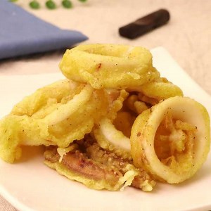 カレー風味のカリカリ衣♪ スパイシーイカリングのレシピ動画・作り方 | デリッシュキッチン