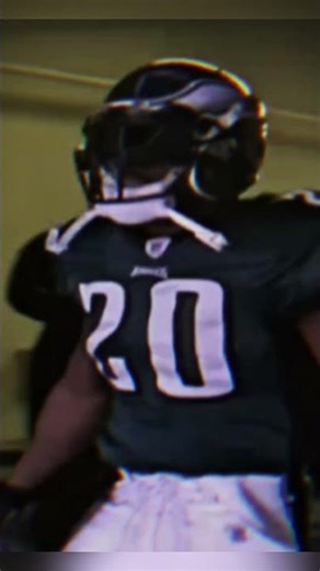 Brian Dawkins was a beast #jesusisking #nfl