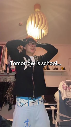 Ddd tho😂 | i have school tomorrow