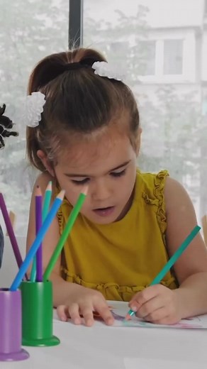 Looking for tips on writing 📝 New Year’s resolutions with your students? Keep them engaged and learning with these 3 tips for writing New Year’s resolutions!1. LEARN THE HISTORY OF NEW YEAR’S CELEBRATIONSDid you know that the tradition of the New Year’s resolution dates back to the ancient Babylonians? There’s a ton of history behind New Year’s celebrations and resolutions, and I always love getting students excited about learning with fun and interesting facts!2. DISCUSS WHY WE WRITE RESOLUTIO