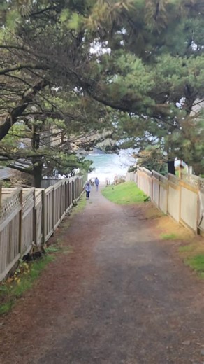 32 reactions · 5 comments | Haystack Cannon Beach North Oregon Coast #wildoregoncoastphotograpy #haystackrock #oregoncoast #nature #cannonbeach #family #outdoors #cool #reels | John Weber | Facebook
