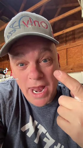 US Flag Valve Stem Covers & Bullet Antenna Gift