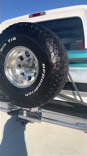 Fully Restored 1995 Ford Bronco on 35s - This Build Is CLEAN