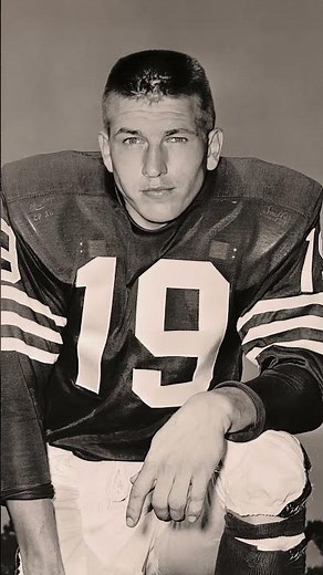 When the NFL visited Yankee Station during the Vietnam War in 1966. 🇺🇸🏈⚓️ #football #nfl #superbowl