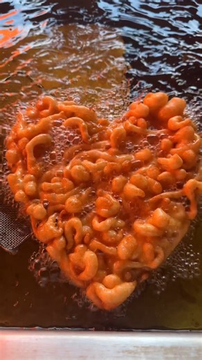 Fun-Diggity Funnel-Cakes™️ on Instagram: "#blackhistorymonth is approaching! Shop with us and get your boo a heart shaped funnelcake for love day❤️ 2 for $25 2/14 #blackowned #funnelcake #blackbusiness #blackhistory #valentines #dessert #valentinesweets"