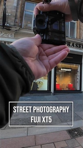 Glasgow street photography using Fuji XT5 with Fuji 16mm lens