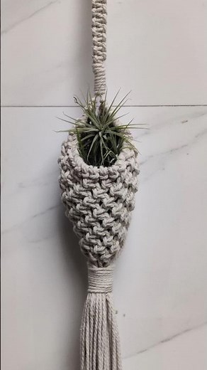 Macrame Plant Pod Holder #macramepod #macrameplanthanger #macrameplanthangers #planthanger #macrame