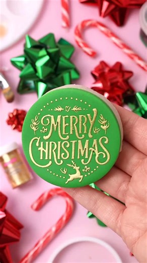 Sweet Sticks on Instagram: "This just makes me happy!!! 🎄 You just HAVE to make this, this Christmas! 🥰"