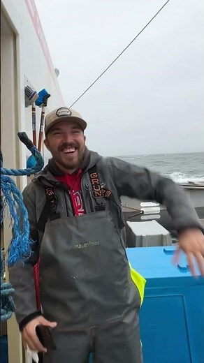 Catching MONSTER Lobsters while Commercial Lobster Fishing