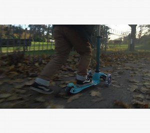 Micro Scooters Mini Deluxe LED Scooter, Navy