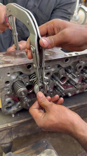 Valve Spring Lock Adjustment Tools – How They Work
