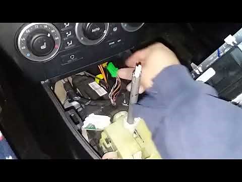 Land Rover LR2/Freelander 2 Shifter Removal, Spring Replacement, Indicator Light Alignment, Part1